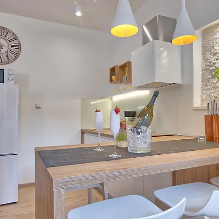 Candler's Old Town *