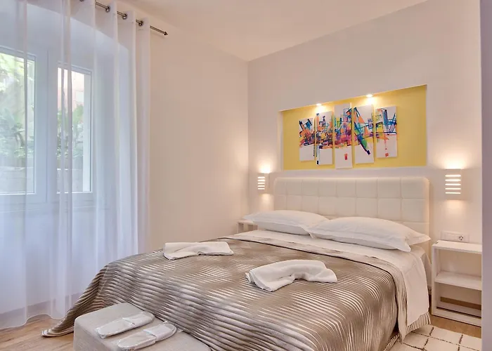 Candler's Old Town Appartement *