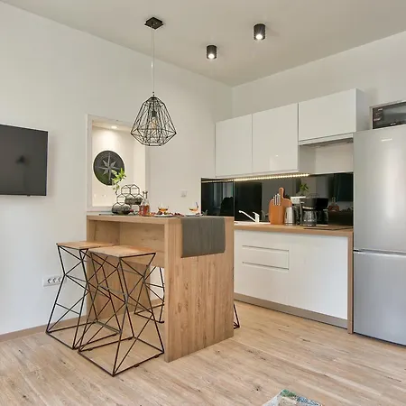 Candler's Old Town * Pola