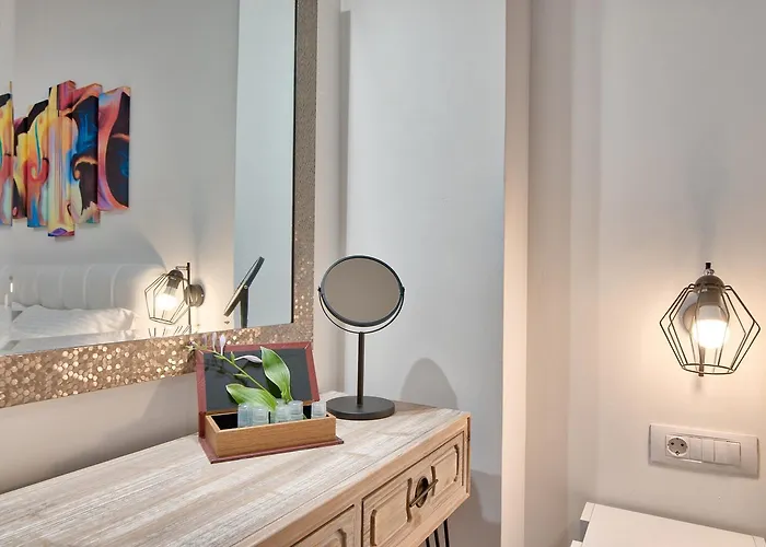 Апартаменти Candler's Old Town *