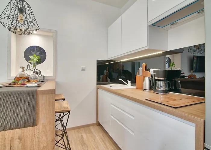 Candler's Old Town Апартаменти