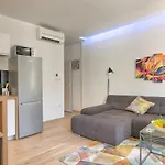 Candler's Old Town Apartman *