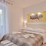 Candler's Old Town Apartman *